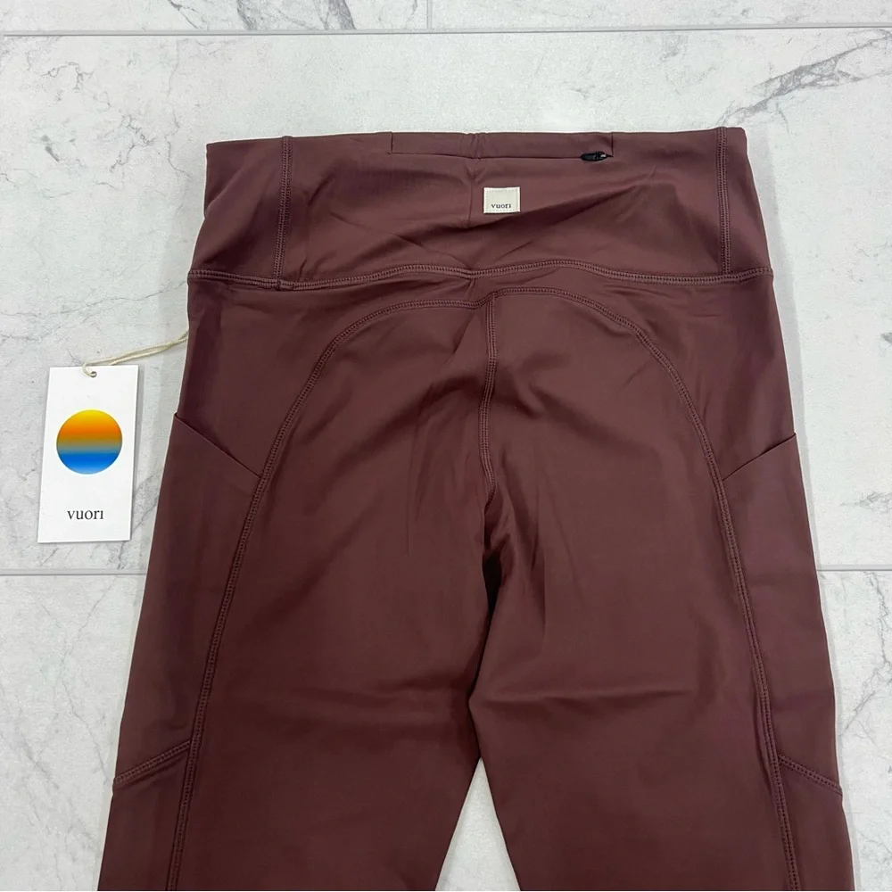 (VO-3) VUORI Stride Legging In Chestnut - Picture 5 of 5